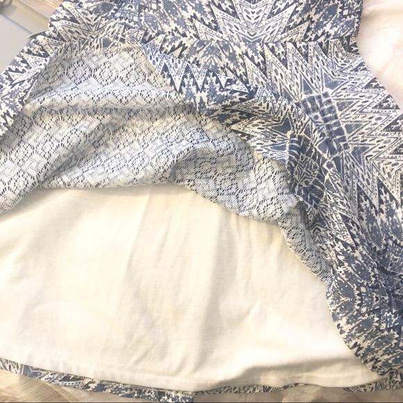 Aeropostale blue/white apron dress size(S) - Picture 3 of 4